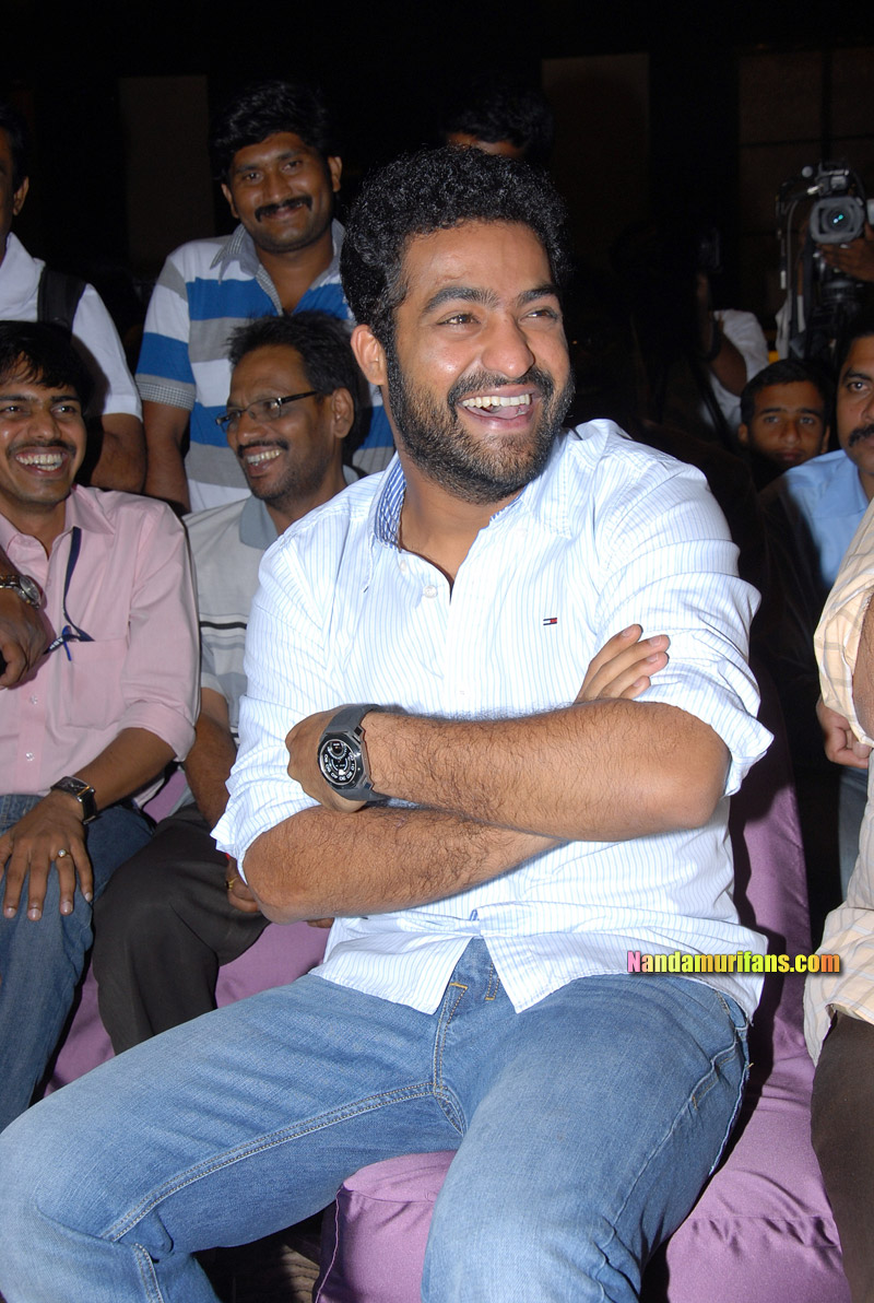 Dhammu_successmeet_018.jpg